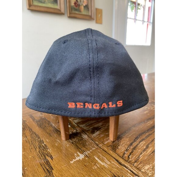 New Era Bengals 39Thirty Stretch Fit Cap Embroidered Logo NFL Black & Orange Adu - Picture 3 of 10